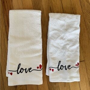 Set of 2 White Plush Love & Hearts Kitchen Bath Hand Towels